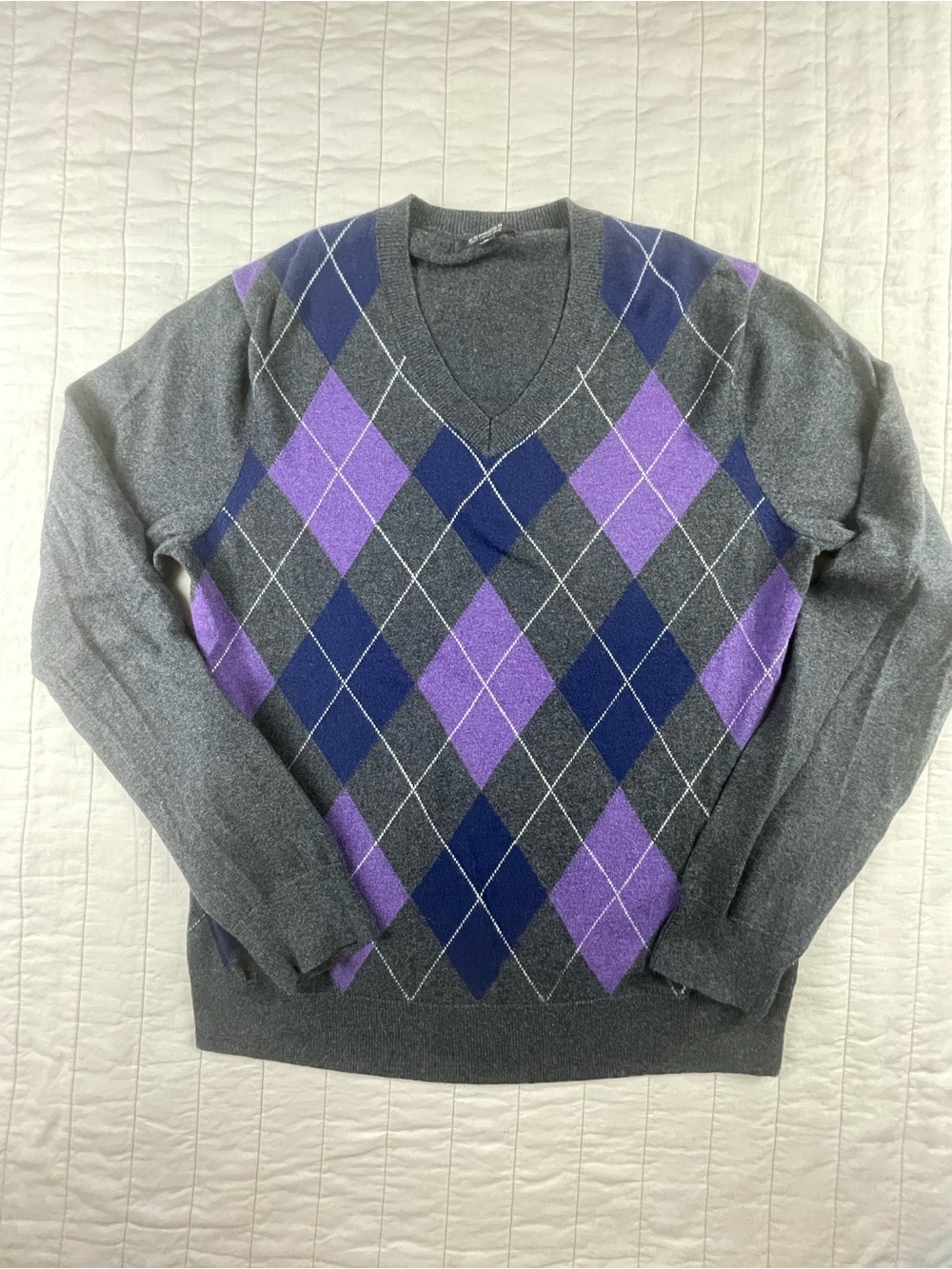 Express Men's Gray V-Neck Argyle merino wool cotton Sweater medium